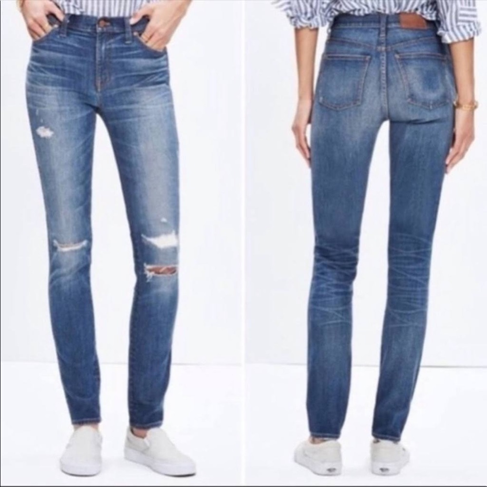 62. Madewell 9” High Rise Skinny Skinny Rip and Repair Jean *FLAWED*